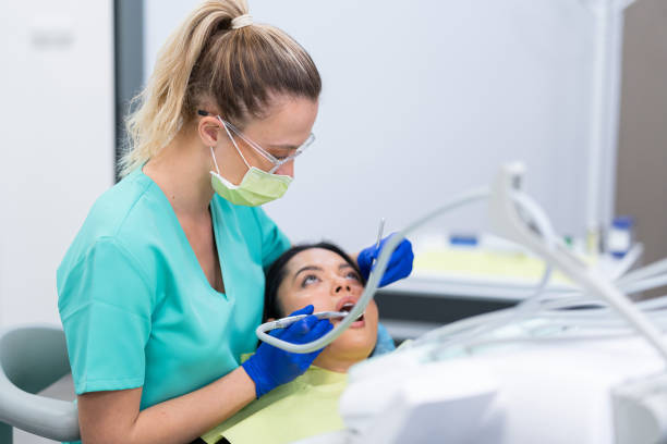 Best Cosmetic Emergency Dentistry in Brimfield, OH